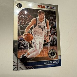2019-20 Hoops Premium Stock Base Luka Doncic 39
